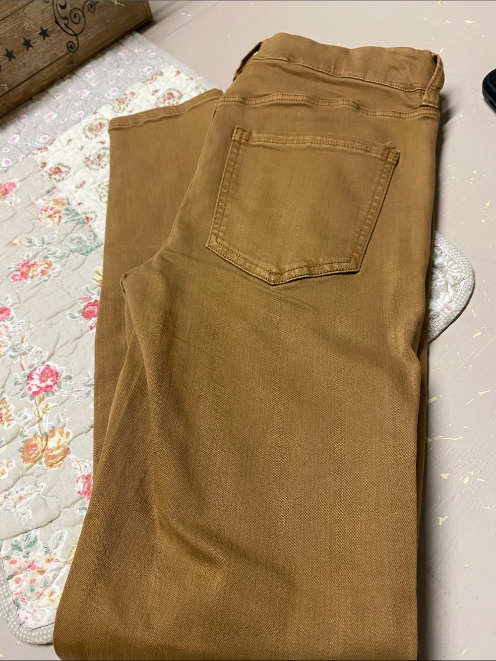 Liverpool women’s  mustard colored Straight-Leg Jeans
